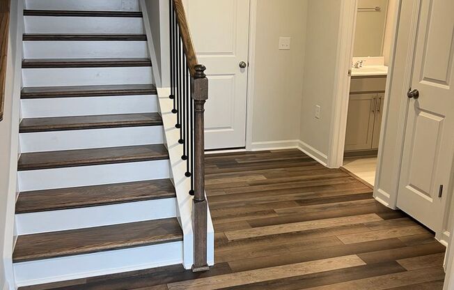 Brand New 3bd/3.5 ba Townhome for rent @ Rosedale in Wake Forest