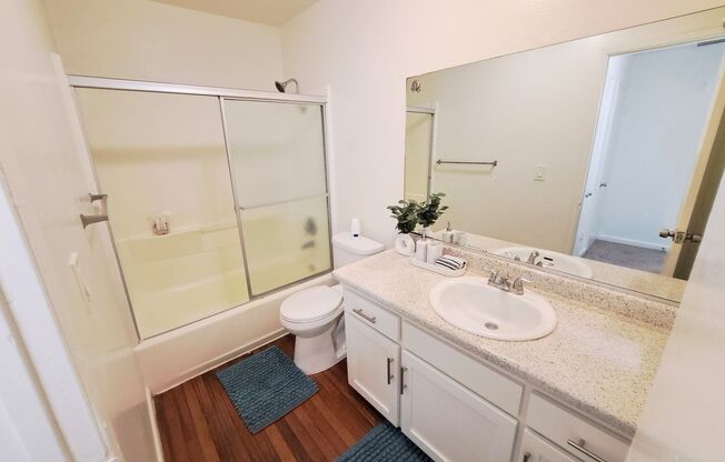 1 bed, 1 bath, 756 sqft, $1,950, Unit 441