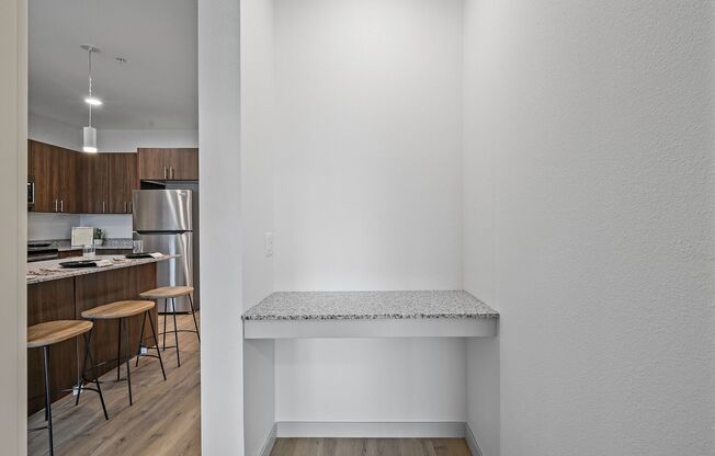 1 bed, 1 bath, 756 sqft, $1,525, Unit 213