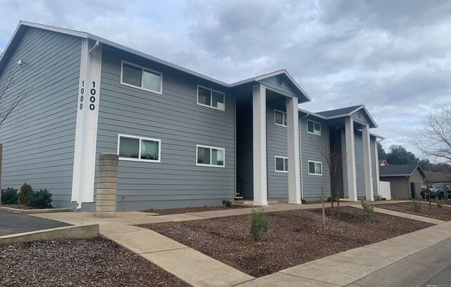 1000 &amp; 1030 Del Sol Place