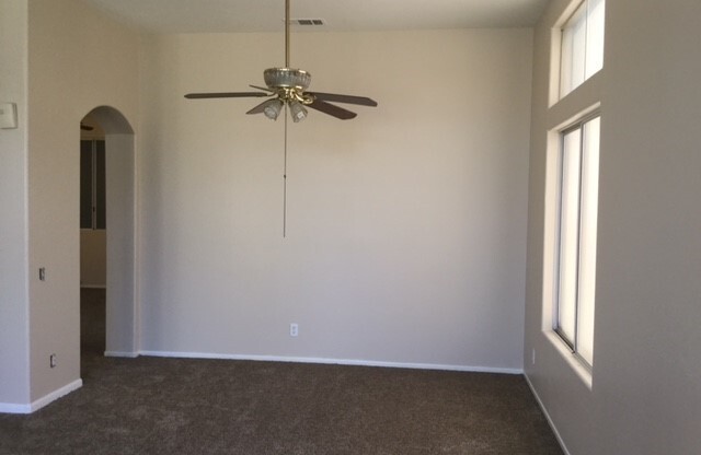 3 beds, 2 baths, $2,795