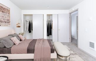 2 beds, 1 bath, 885 sqft, $1,549, Unit 186-00114
