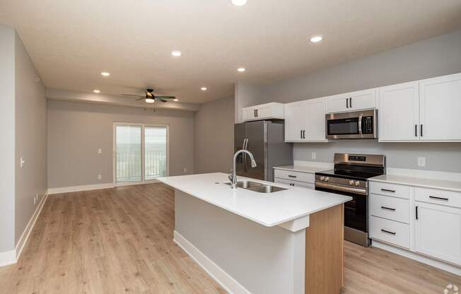 Welcome to Water's Edge At The Woodlands
