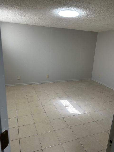619 SE MILLER