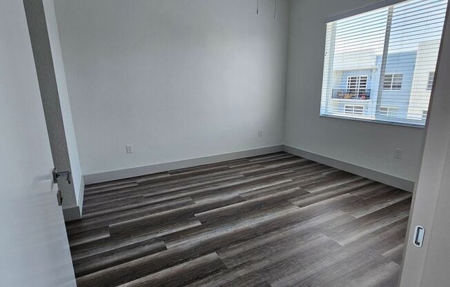 3 beds, 2 baths, 1,360 sqft, $2,845, Unit 431-3407