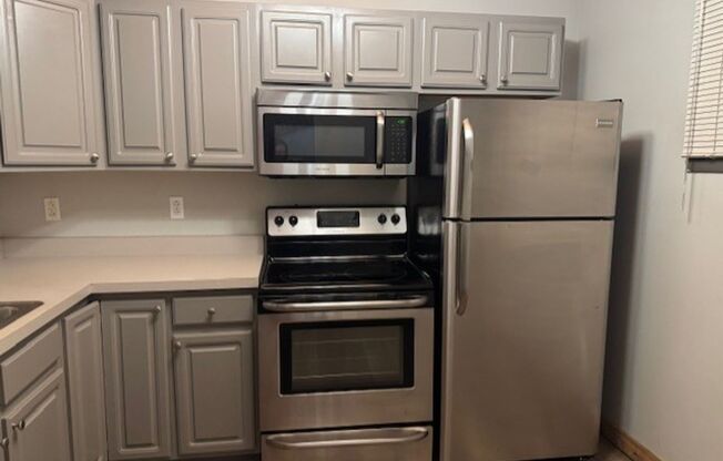 1 bed, 1 bath, 630 sqft, $1,199, Unit 618