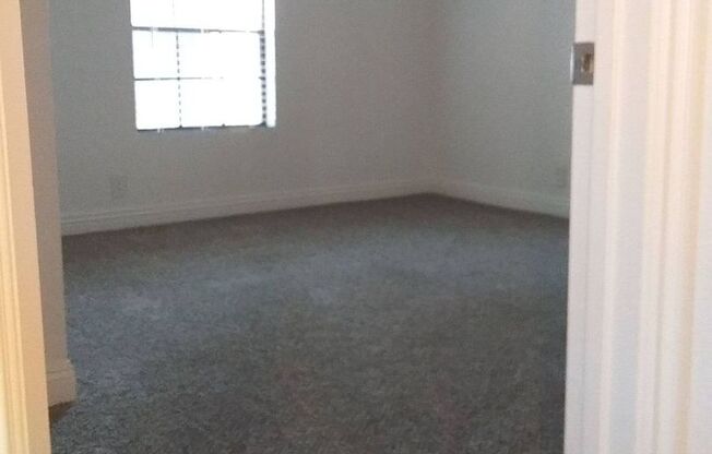 2 beds, 2 baths, $1,350