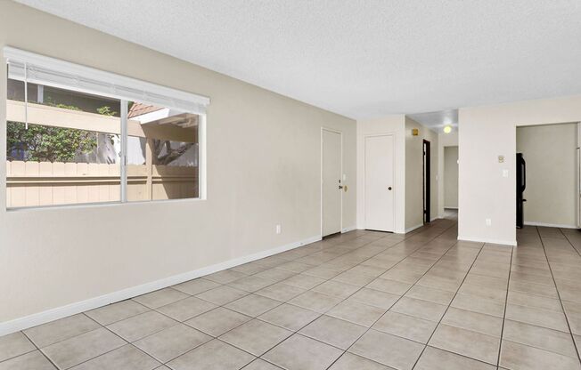 Spacious three bedroom with office in Prime UTC/UCSD Location! Available immediately!