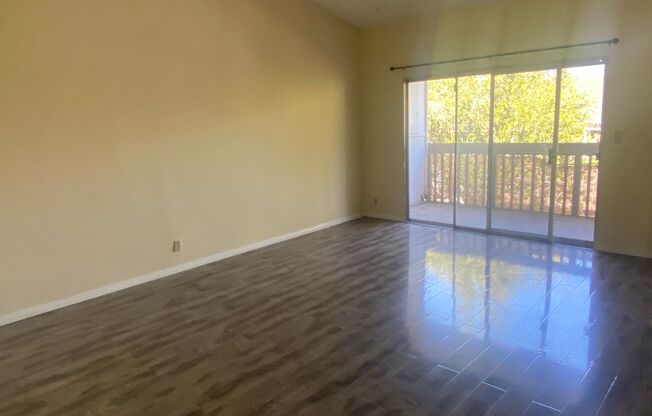 Beautiful Condo in Serene Montebello HOA – Pool, Spa, Prime Location