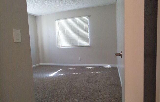 2 beds, 2 baths, 1,085 sqft, $1,506, Unit CA 1330-201