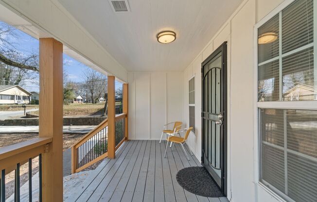 Conveniently located near Tyler Perry Studios and just 10 minutes from Hartsfield Airport & Delta