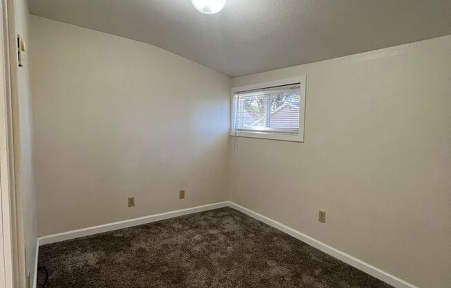 1 bed, 1 bath, $1,200