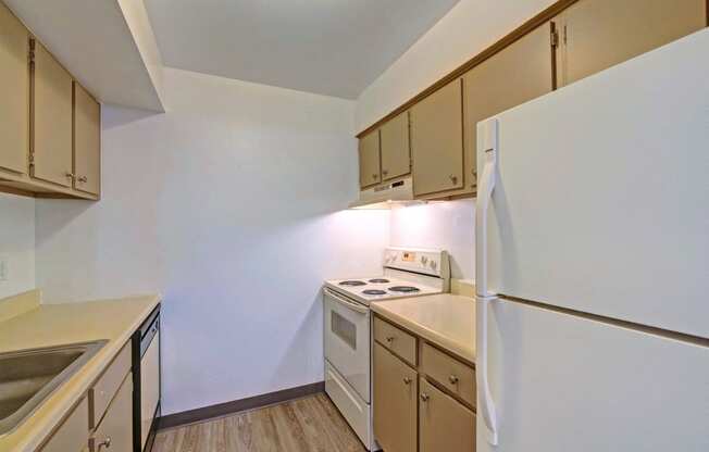 Fully Equipped Kitchen at Highland Club Apartments, Watervliet, NY, 12189