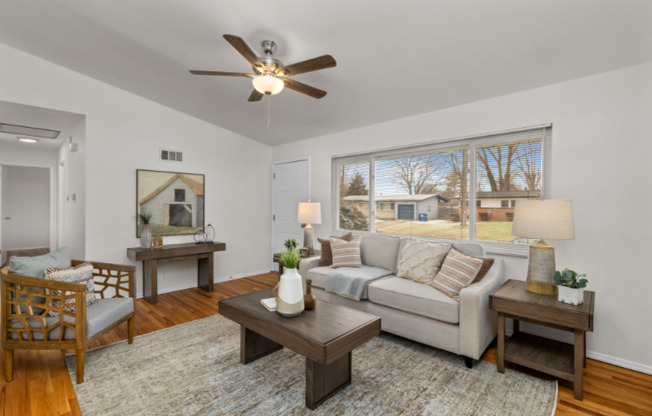 2330 HUMMINGBIRD DR