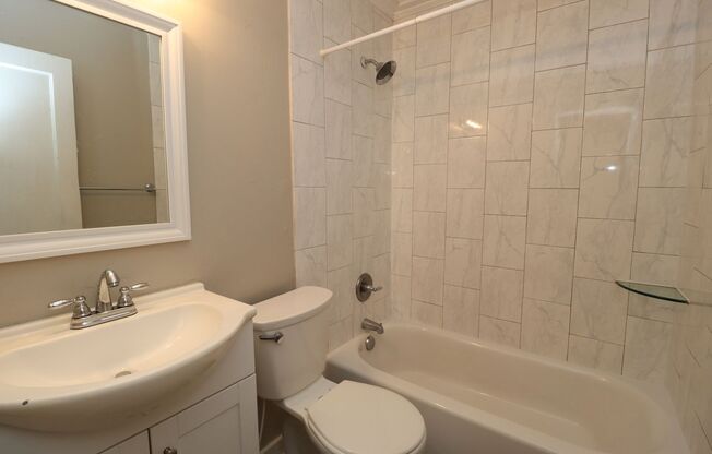 2 beds, 1 bath, $1,175