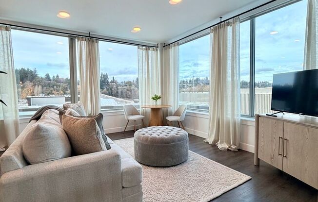 1 bed, 1 bath, 450 sqft, $2,450, Unit 410-401