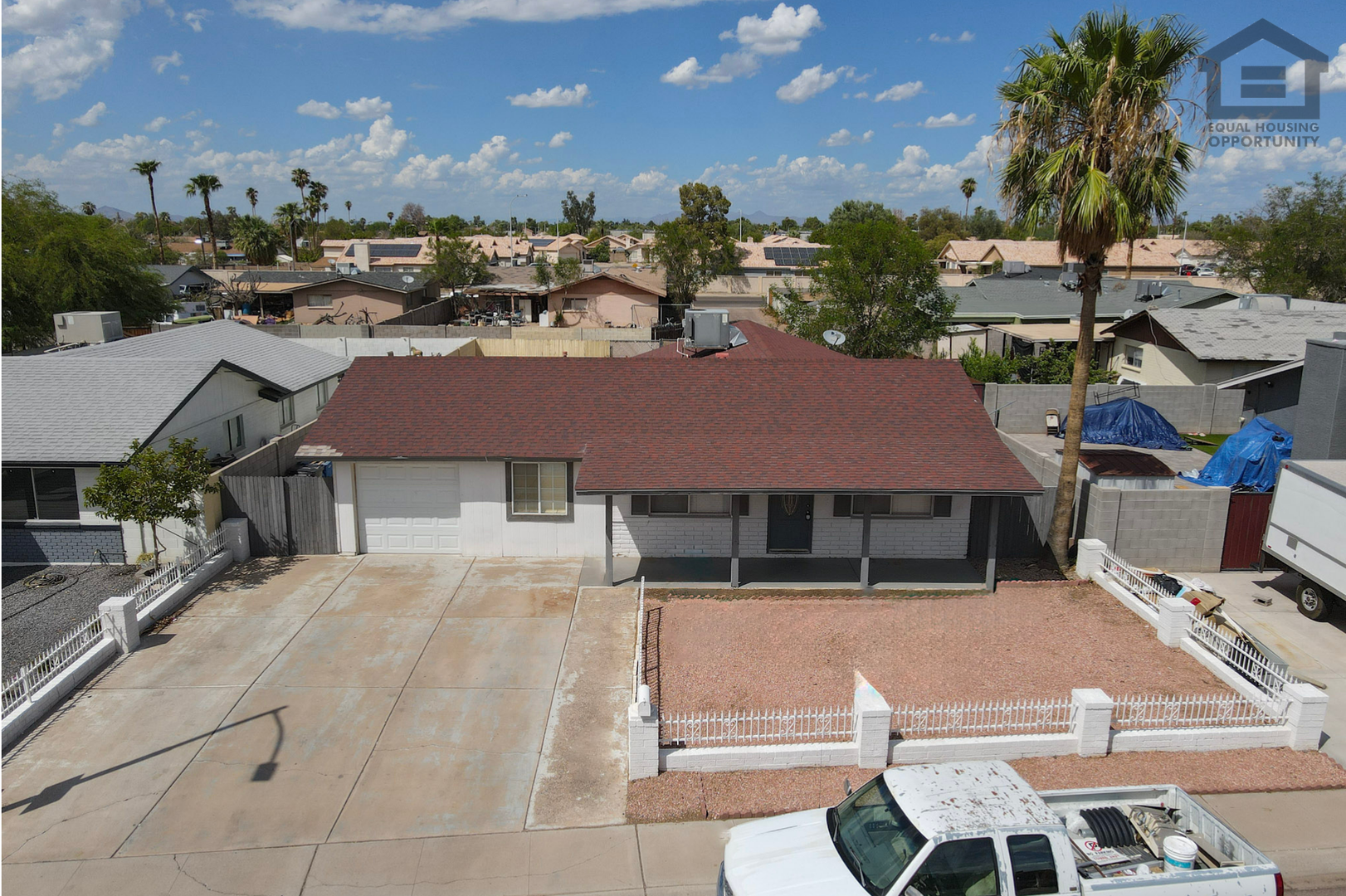 4Bed/2Bath House at Chandler Blvd/McQueen Rd! Ready for Immediate Move-In! – NO HOA!