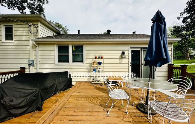 3 beds, 2 baths, $2,249