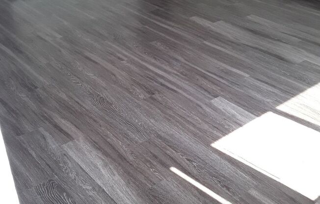 2 beds, 1.5 baths, 1,032 sqft, $1,800, Unit 6E