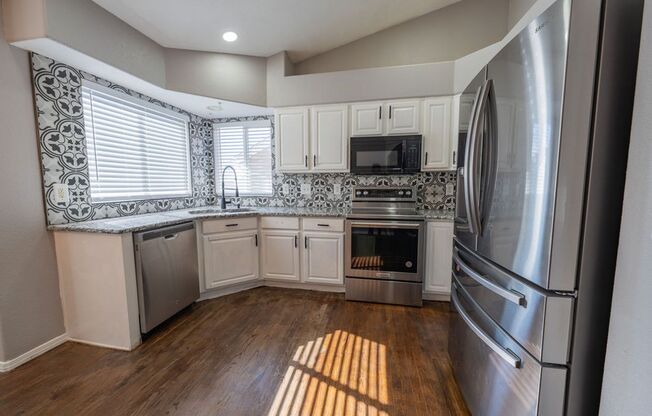 Stunning 4-bedroom, 3-bathroom home near Ft Carson!