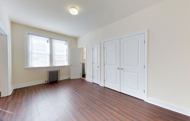 Studio, 1 bath, 296 sqft, $950, Unit 3-M