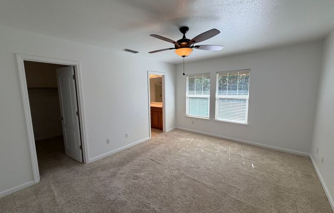 3 beds, 2.5 baths, $2,595, Unit #3014