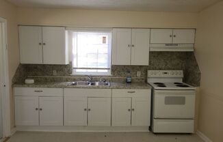 2 beds, 1 bath, $725