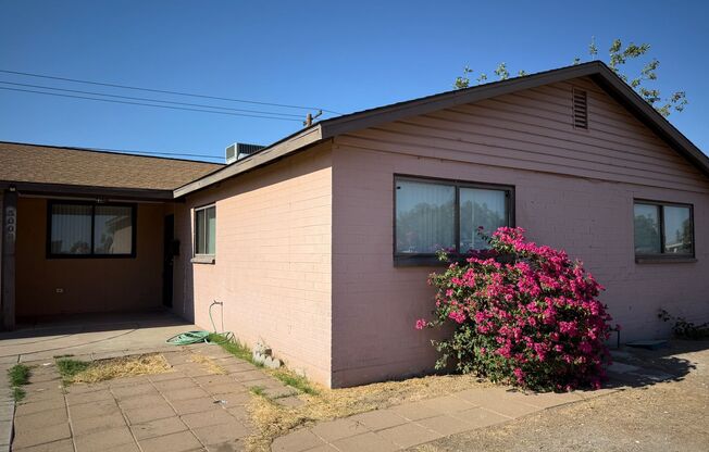 Spacious 5-Bedroom, 3-Bath Home in North Phoenix – Easy Qualify!