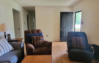 3 beds, 1 bath, $1,675