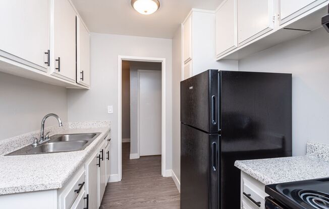 1 bed, 1 bath, 620 sqft, $1,175, Unit 252