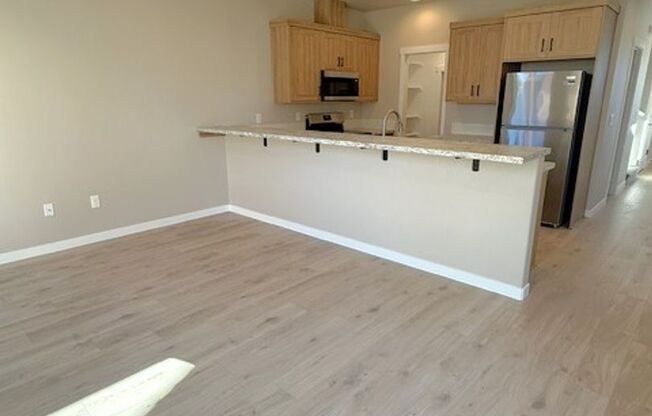Brand-New 2026 Duplex – Spacious 3-Bedroom Home