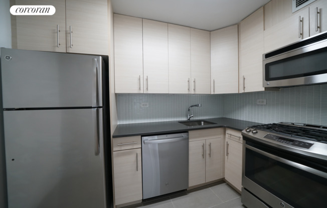 1 bed, 1 bath, 781 sqft, $4,600, Unit 11D