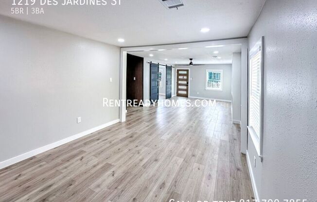 1219 DES JARDINES ST