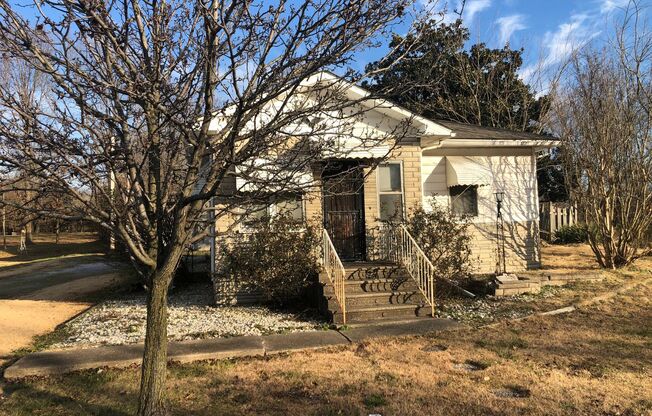 2 Bedroom For Lease in Johnston City!