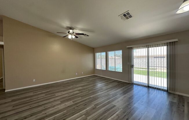 Single Story home for rent Las vegas Nv.