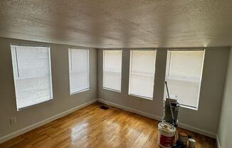 2 beds, 1 bath, $1,500