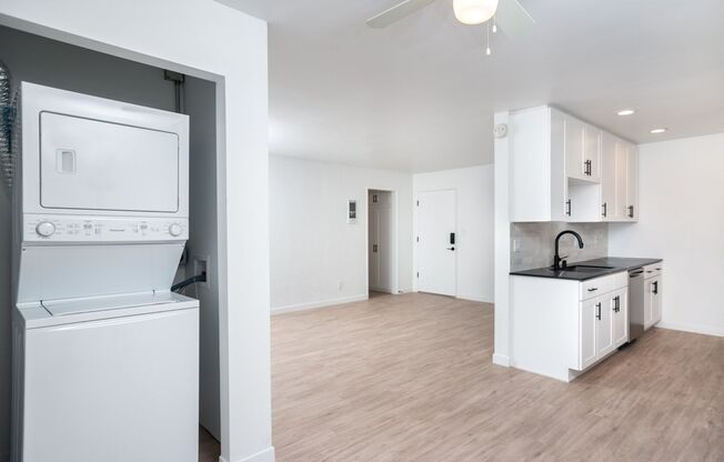 1 bed, 1 bath, 650 sqft, $2,395, Unit 20