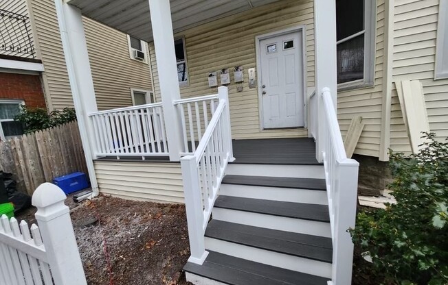 33 SHANNON ST