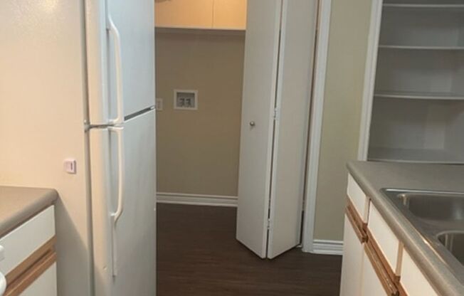 2 beds, 2 baths, 936 sqft, $1,019