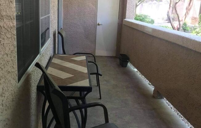 3 bed, 2 bath, 2 car garage townhouse for rent