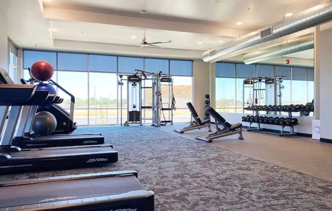 2 beds, 2 baths, 1,012 sqft, $1,810, Unit 122