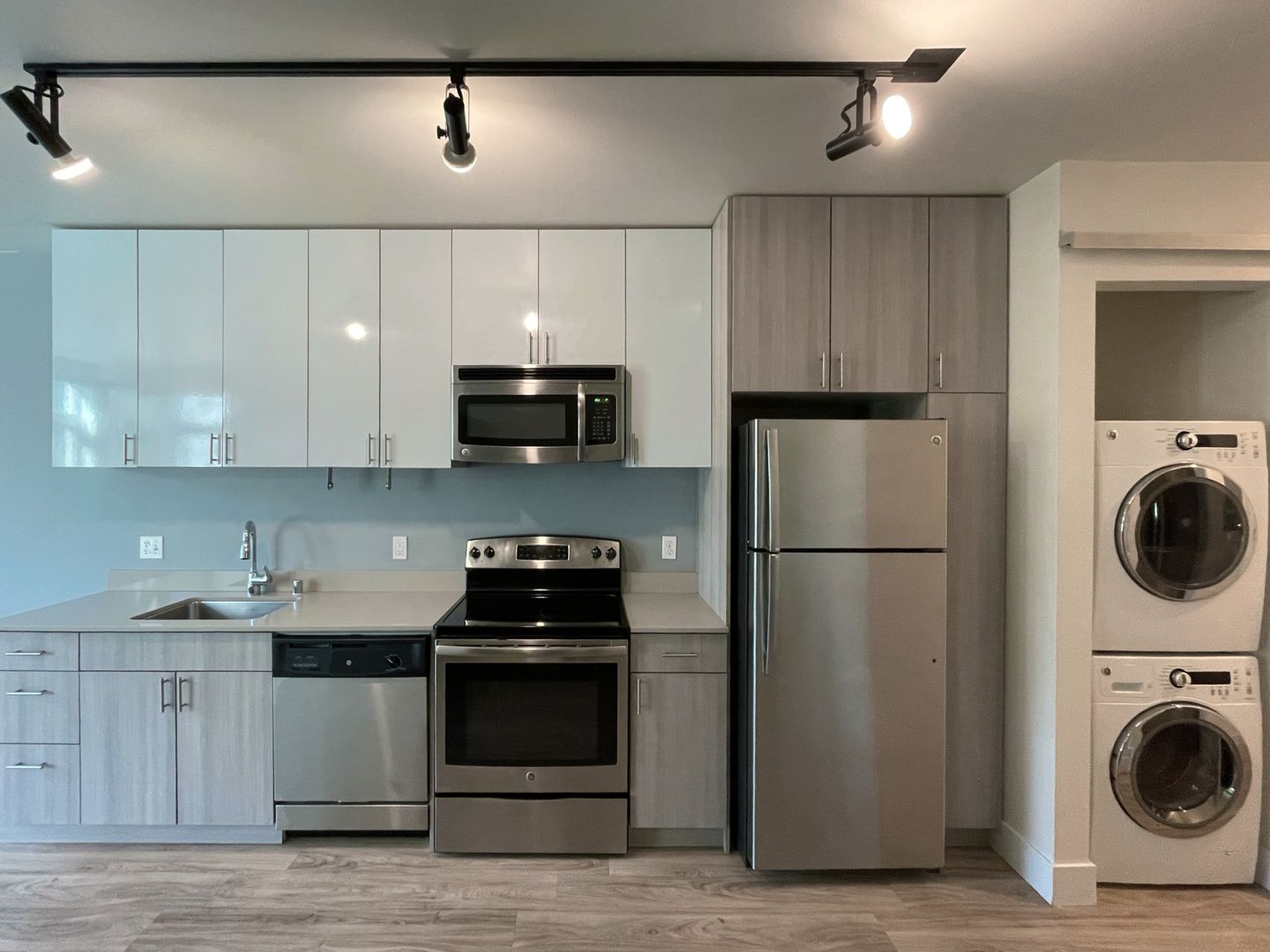1 bed, 1 bath, 478 sqft, $1,595, Unit 406 - MFTE
