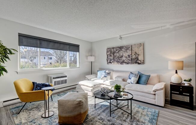 1 bed, 1 bath, 700 sqft, $1,625, Unit 503