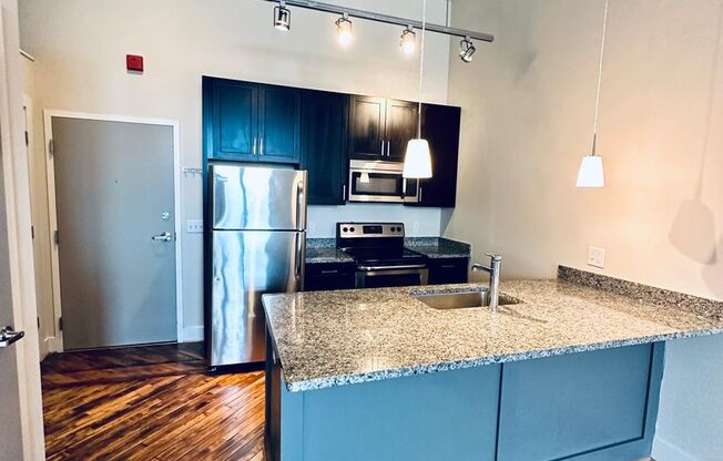 2 beds, 2.5 baths, 1,329 sqft, $1,400, Unit 218