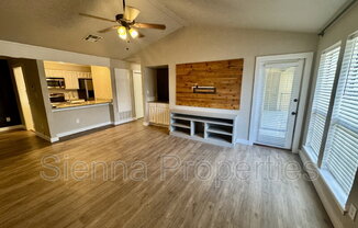 1202 Thorpe Ln