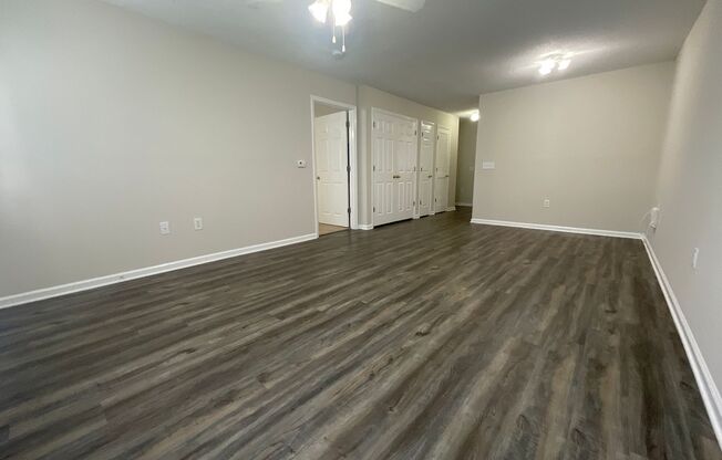 1 bed, 1 bath, 765 sqft, $1,125, Unit 2756-3