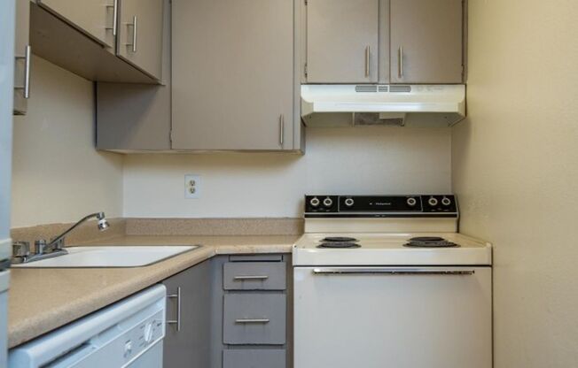 1 bed, 1 bath, 525 sqft, $1,010, Unit 85
