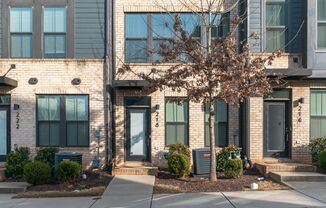Stunning 3-Bedroom Townhouse in the Heart of South End!