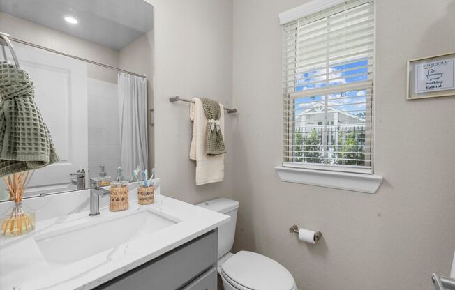 2 beds, 2 baths, 983 sqft, $2,125, Unit 7103