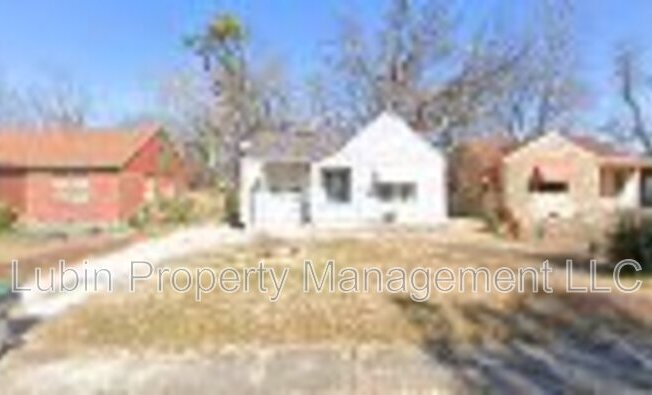 1036 ALICE AVE